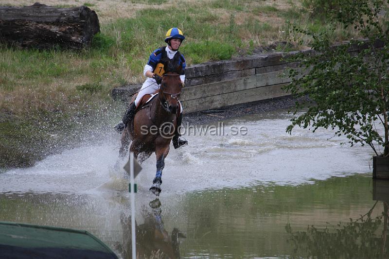 3H2O5820.JPG